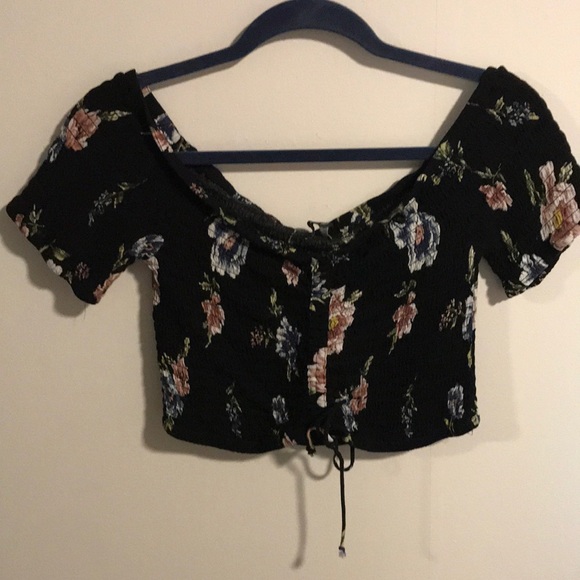 Kendall u0026 Kylie | Tops | Super Cute Floral Crop Top | Poshmark